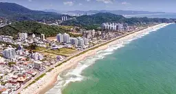 Novos im�veis superam R$ 30 mil por metro quadrado na Praia Brava